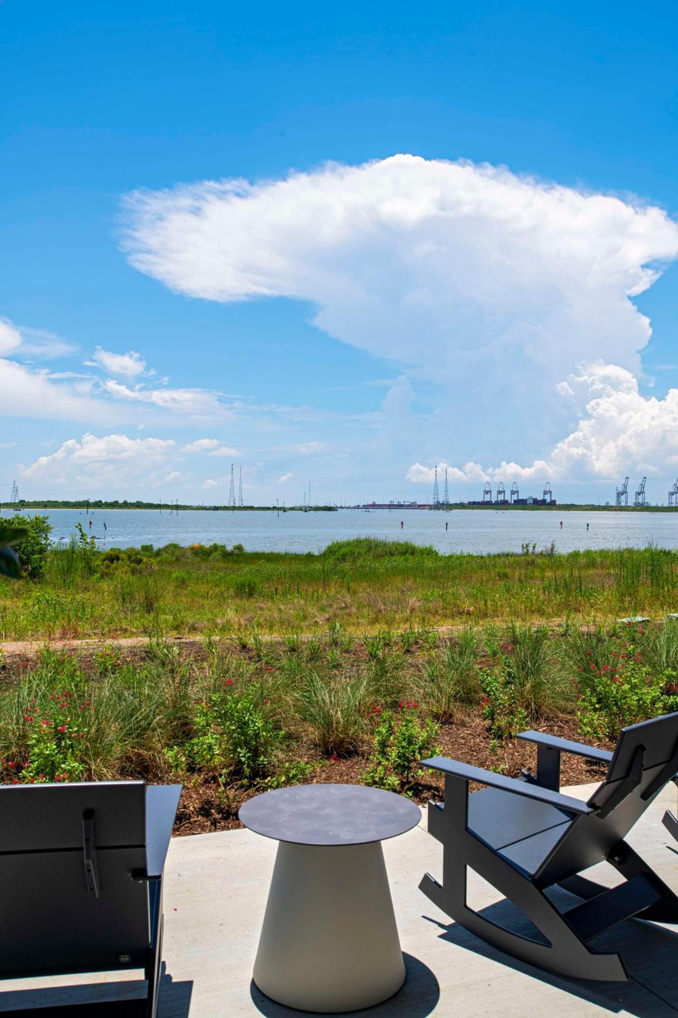 Hyatt Regency Baytown-Houston Hotel Exterior foto